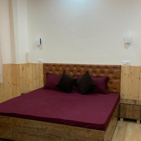Shamshi Tulip Flowing River View Hotel. מראה חיצוני תמונה