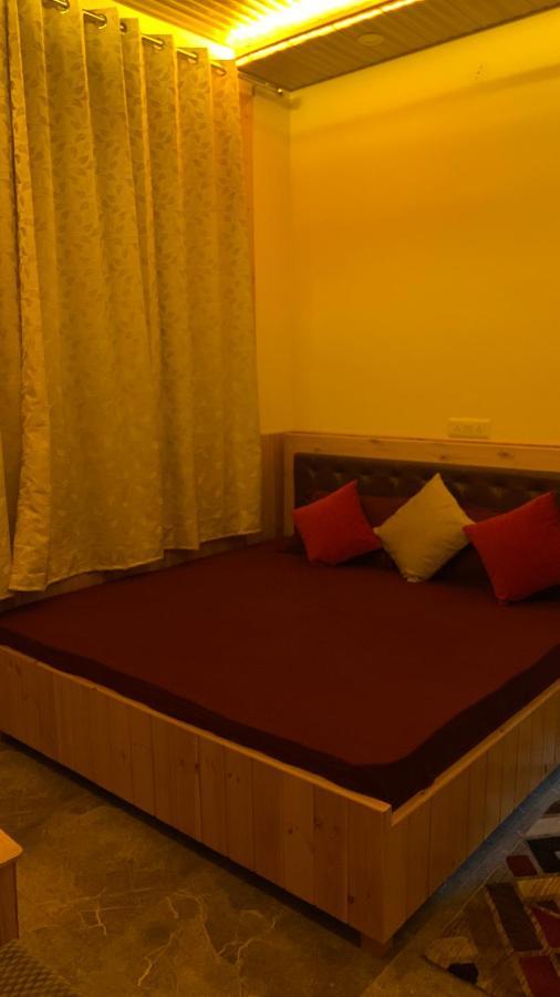 Shamshi Tulip Flowing River View Hotel. מראה חיצוני תמונה