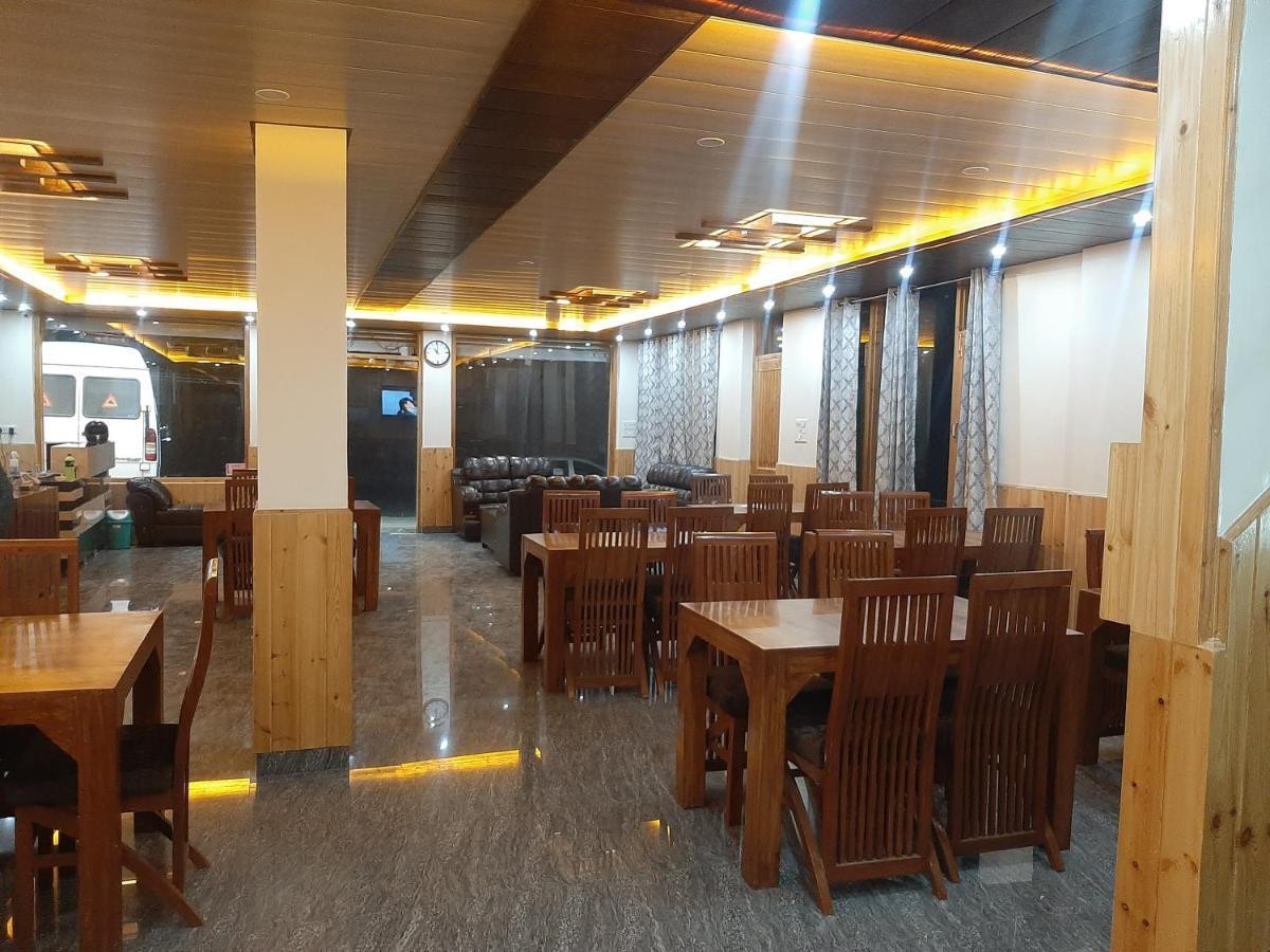 Shamshi Tulip Flowing River View Hotel. מראה חיצוני תמונה
