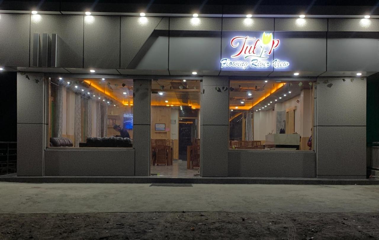 Shamshi Tulip Flowing River View Hotel. מראה חיצוני תמונה