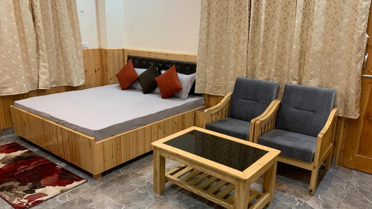Shamshi Tulip Flowing River View Hotel. מראה חיצוני תמונה